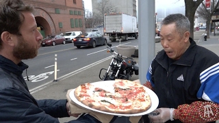 Barstool Pizza Review  The Original Grimaldis Brooklyn NY [upl. by Aldis]